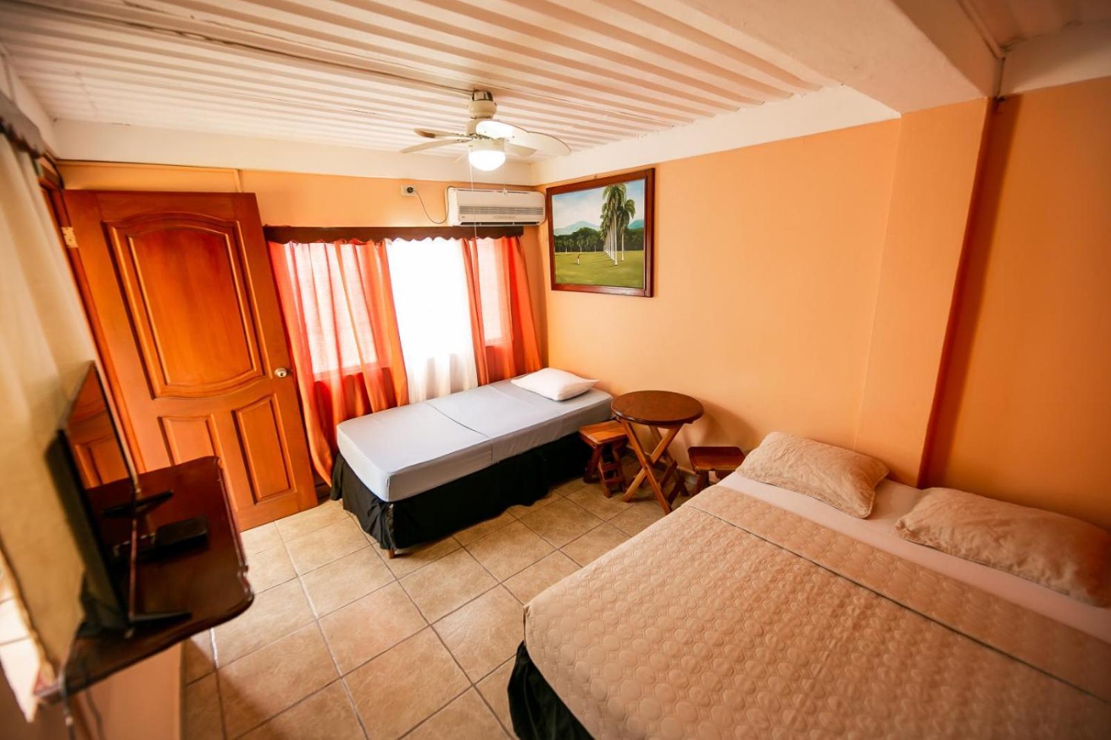 Hotel Bahia Тела Екстер'єр фото